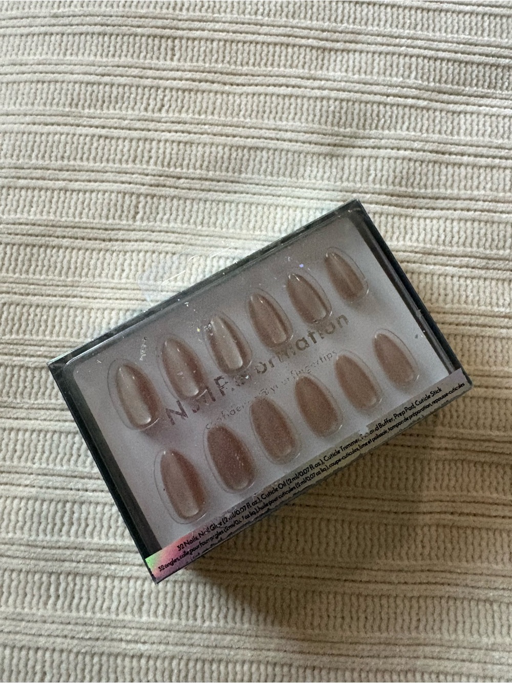Nail Reformation Neutral Nude Cateye  Press-On Nails Short Almond Shape